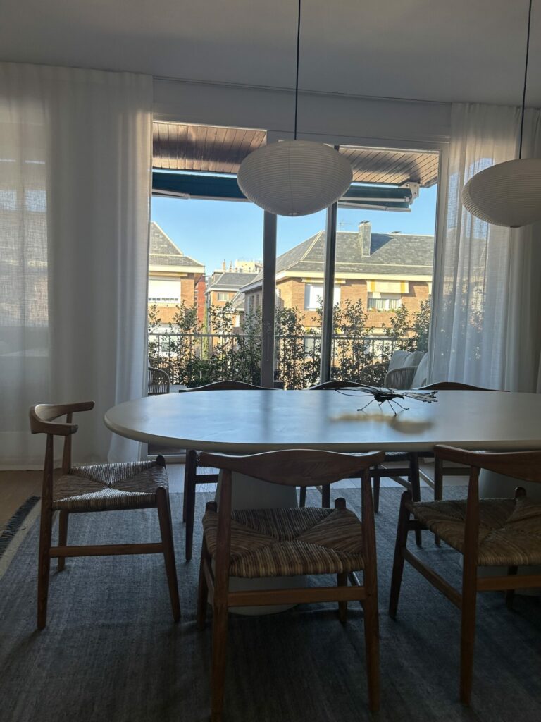 Interiorista en Barcelona especializada en reformas integrales exclusivas para viviendas.